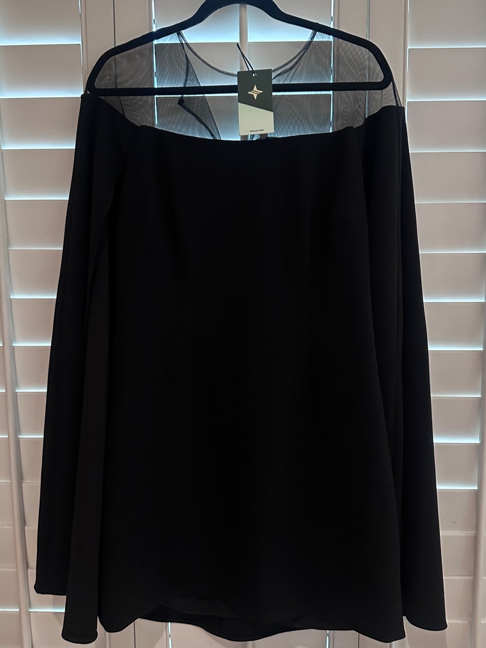 NWT Tuckernuck Black Estelle Cape Dress Size 8